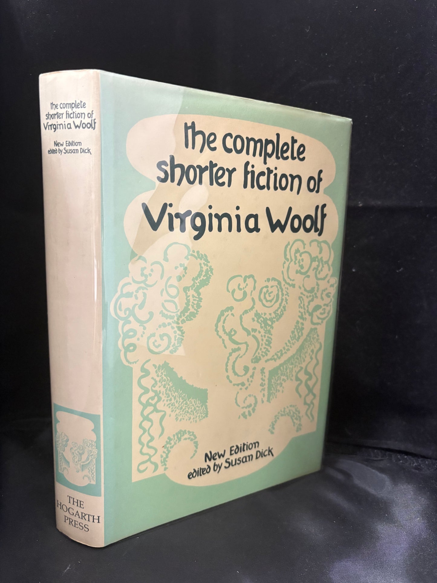 Woolf, Virginia.   The complete shorter fiction of Virginia Woolf, edited by Susan Dick.